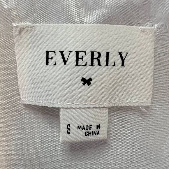 EVERLY Polka Dot Dress in White and Black Size Small - Picture 11 of 13